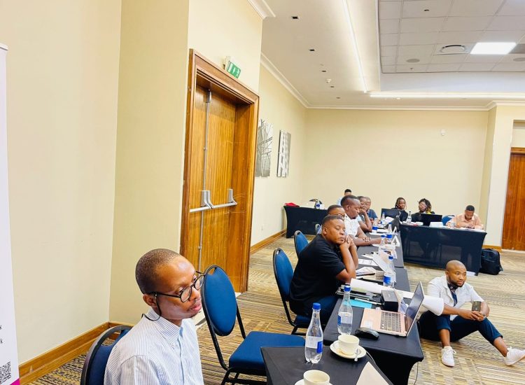 326854880_2345694478935828_1338425344997893452_n